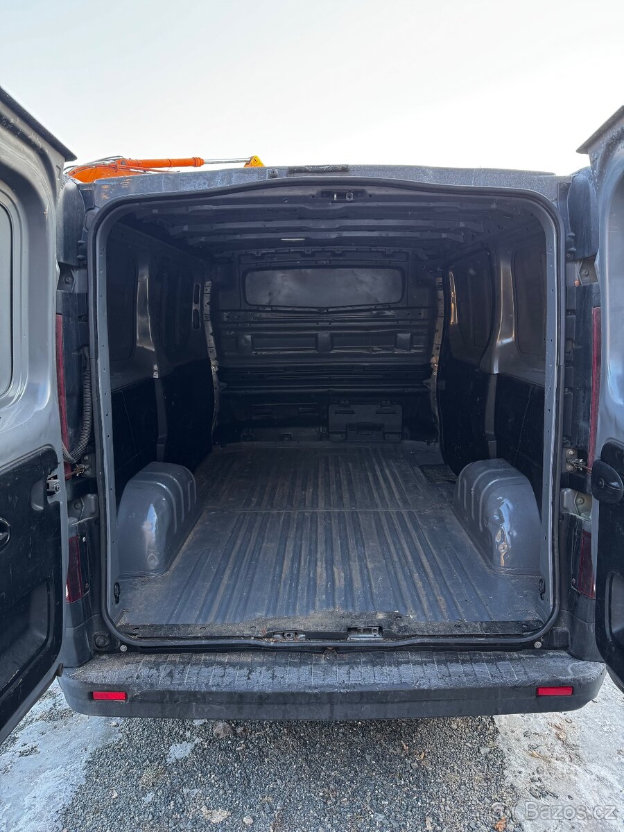 Opel Vivaro 1.6Cdti 85kw, ČR, klima - 11