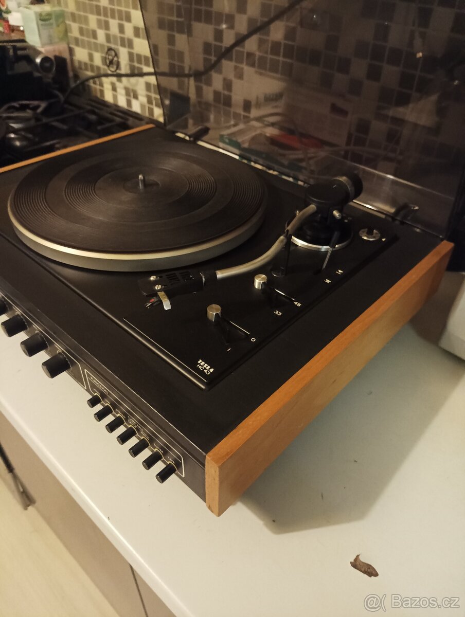 Tesla stereo gramofon NZC-431 - 11