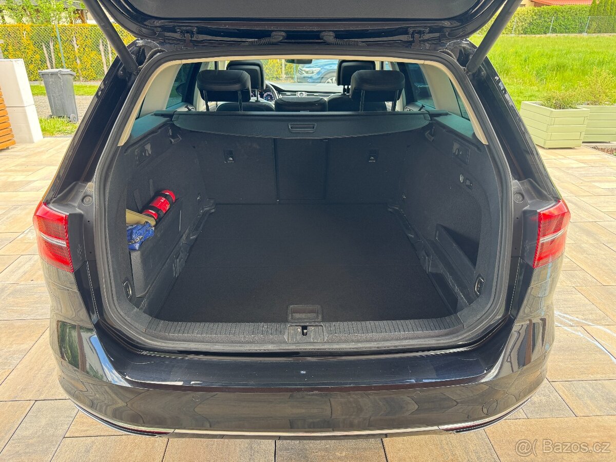 VW Passat R-Line 2.0 BiTDI 176kW 4x4, 2x kola, pano, ACC,DCC - 11