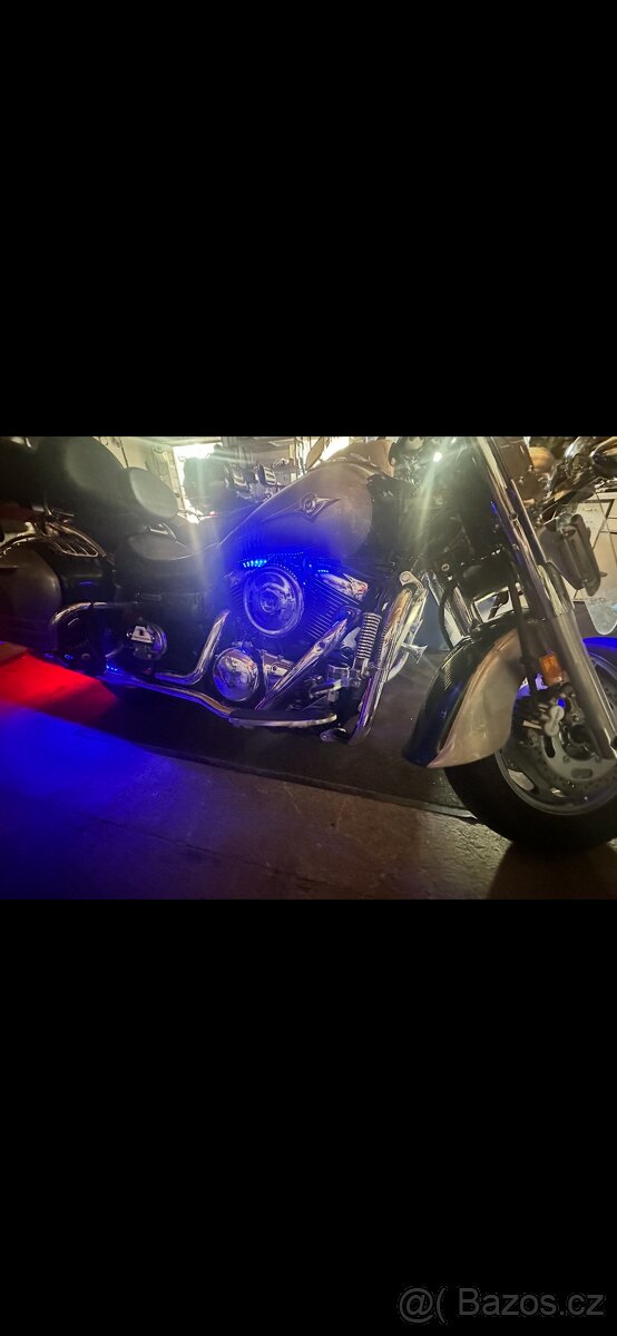 Kawasaki VN 1600 Classic nomad - 11