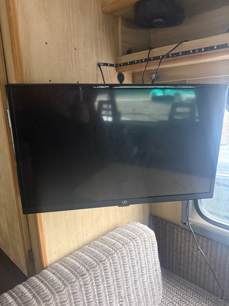 Obytný vůz Peugeot J5 - 11