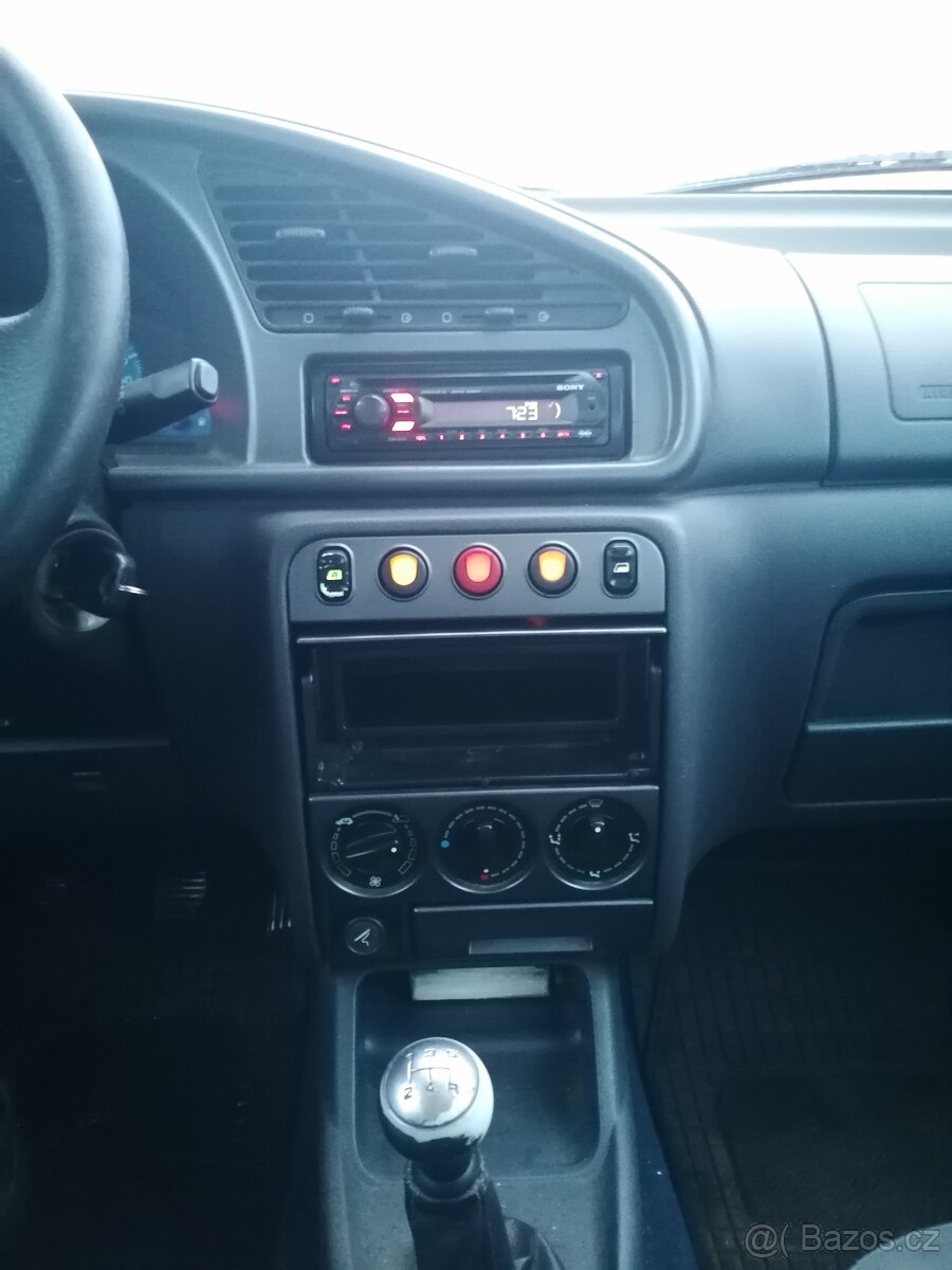 Citroen berlingo 2,0 HDI díly - 11