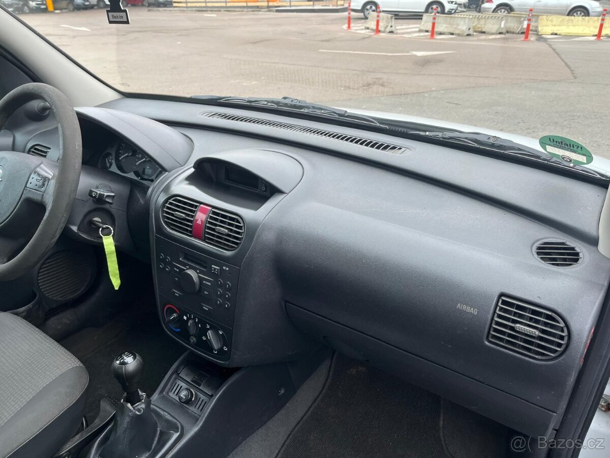 OPEL COMBO 1.3 CDTI. SUPER STAV. NOVÁ STK . SERVISNÍ KNÍŽKA - 11