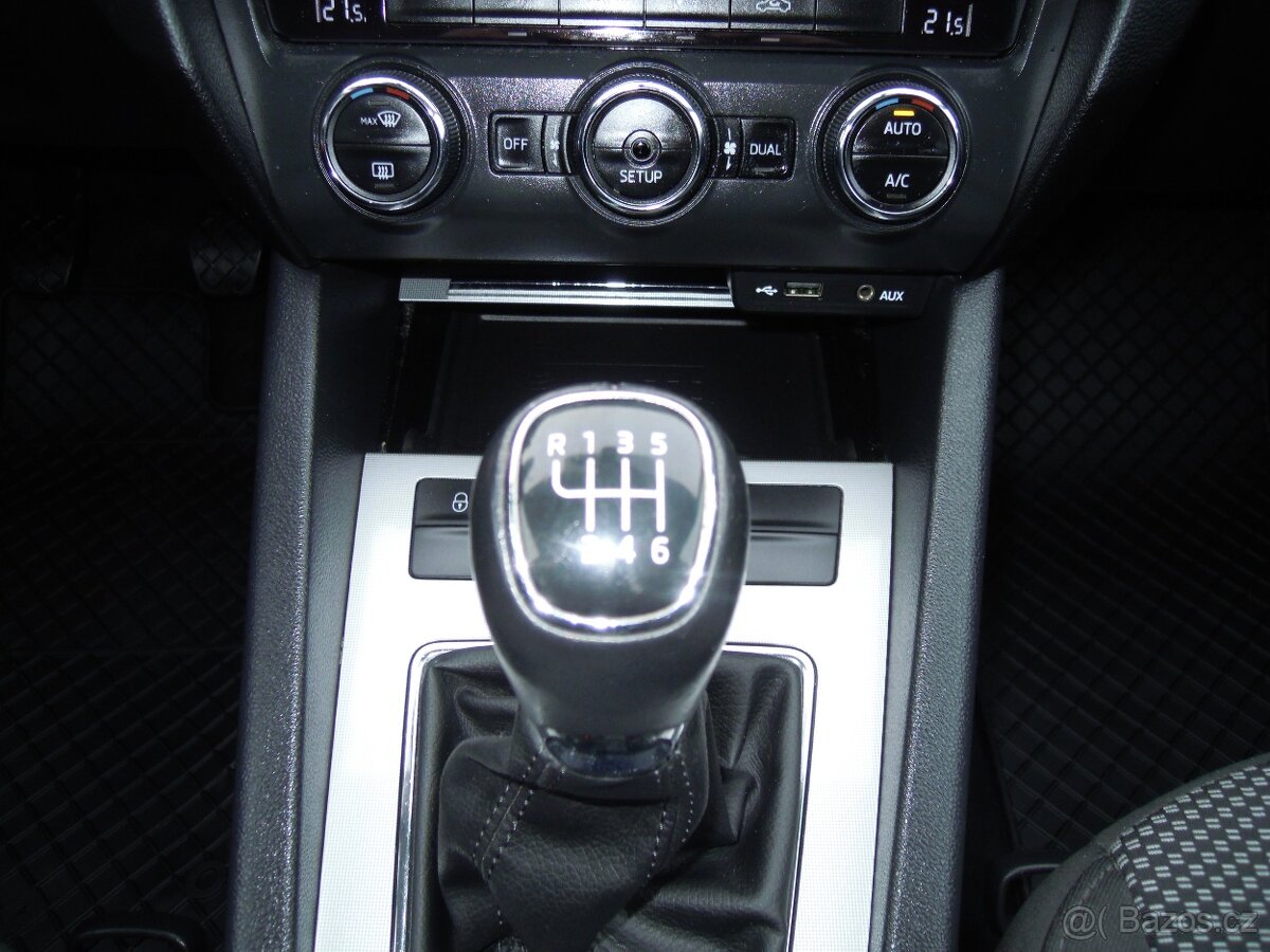 Škoda Octavia, 1.2TSi ORIG.KM - SERVIS - 11