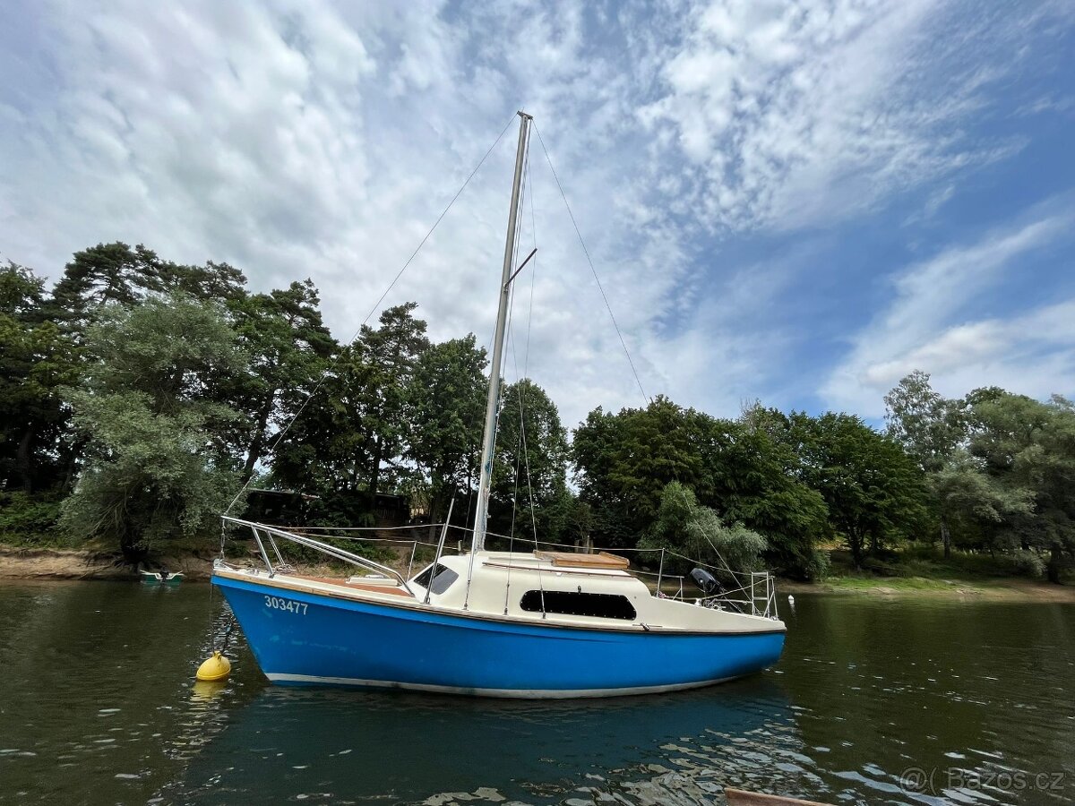 Plachetnice Matilda 20 - 11