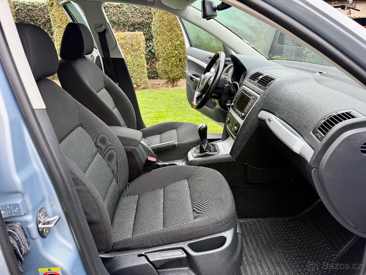 Škoda Octavia Combi Scout 4×4 - 2.0TDi 103Kw 140Ps.+Xenon - 11