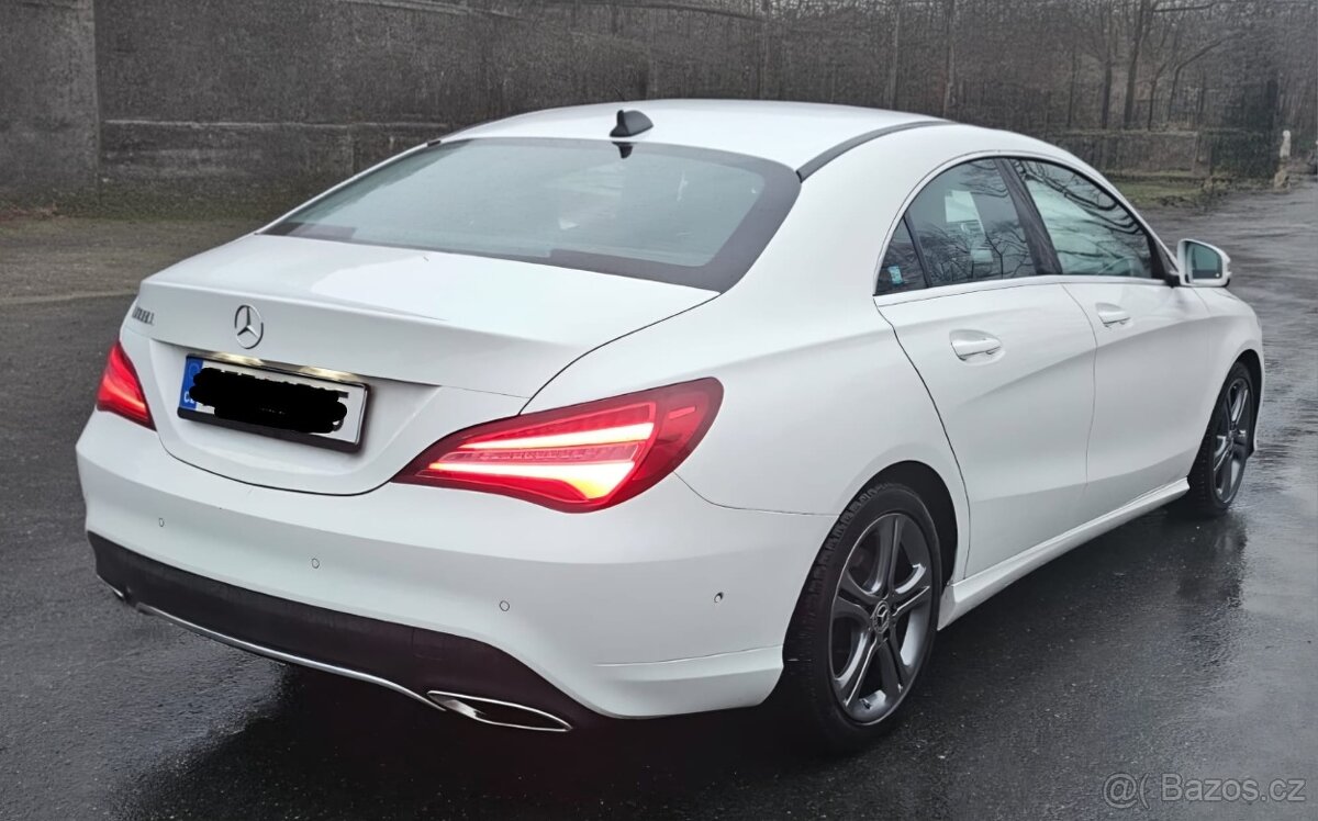 Mercedes Benz CLA 200 D - 11