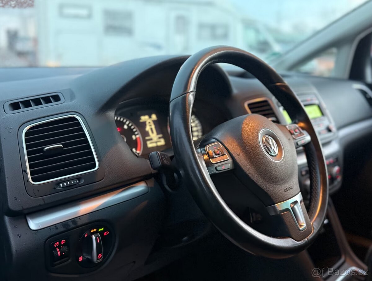 Volkswagen Sharan 2.0TDI Trendline 103kw - 11