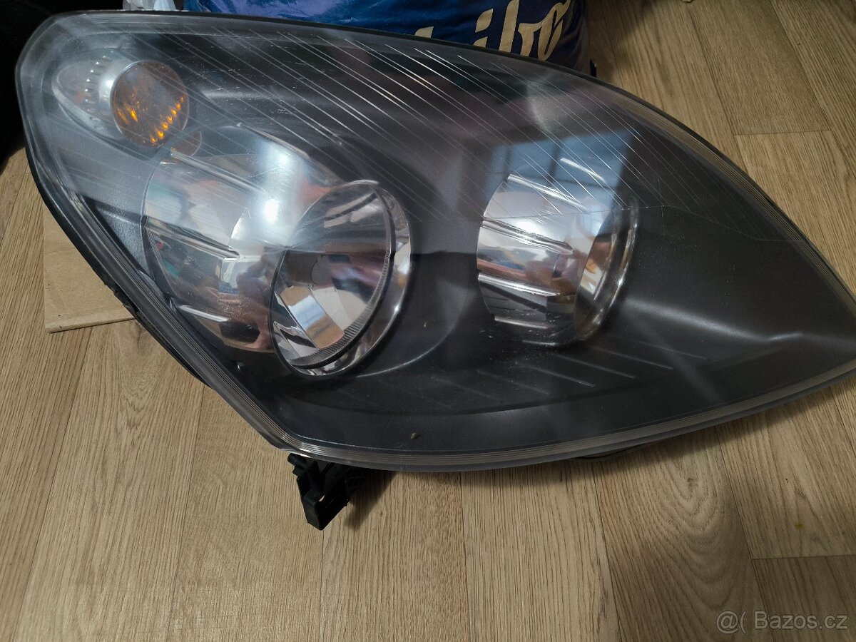 Originál světlo Zafira B - 11