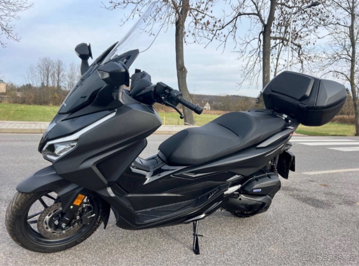 Prodám HONDA FORZA 125 ABS - 11