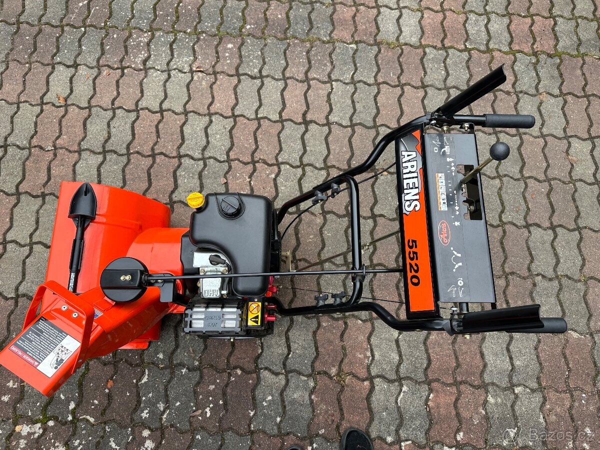 Ariens 5520 sněžná fréza - 11