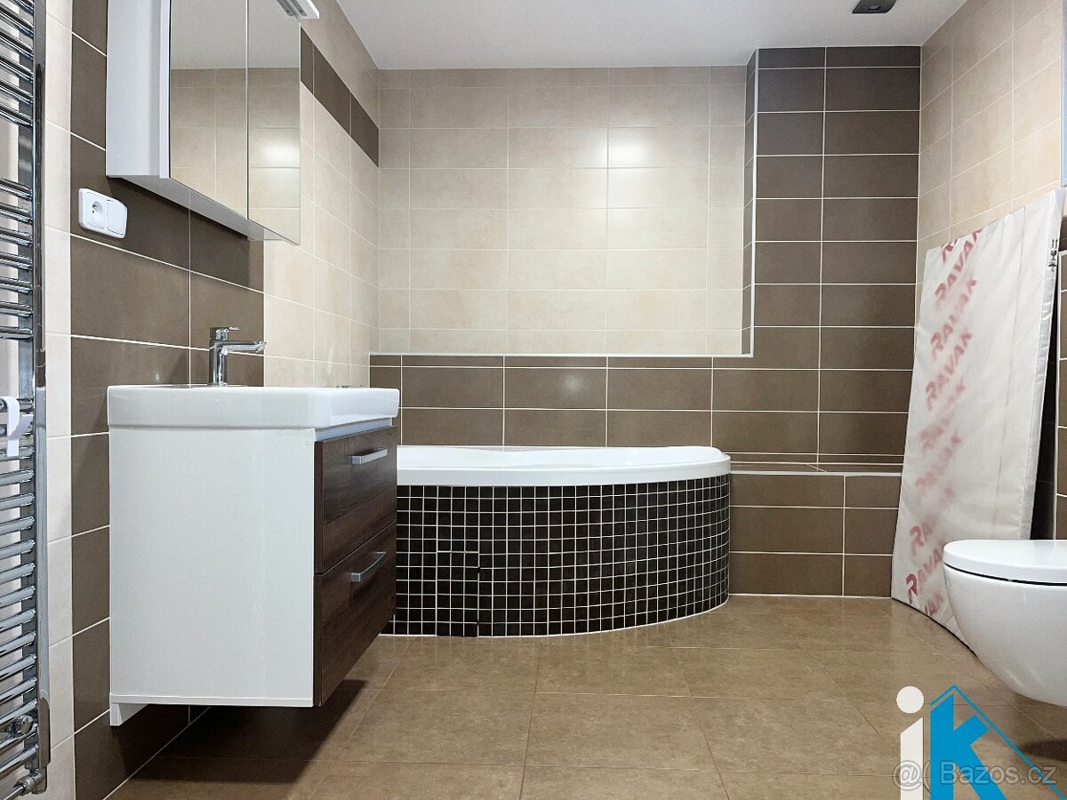 Rodinný dům k nastěhování. - 11