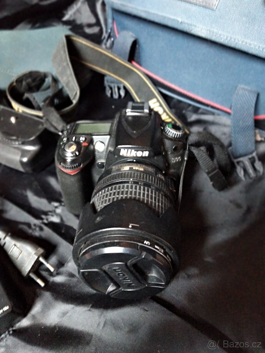 Nikon D90 18-105 VR Kit - 11