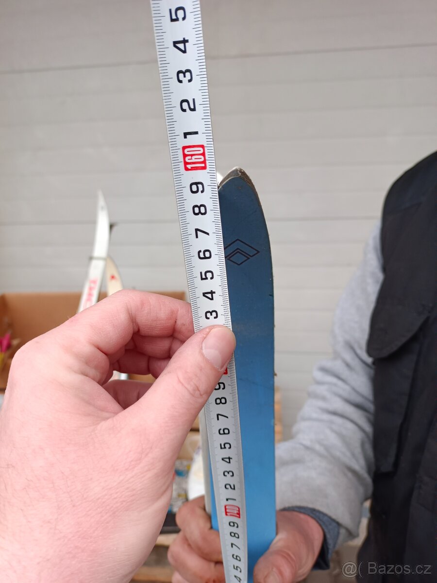 Běžky + dětské nástavce na bruslení - 11