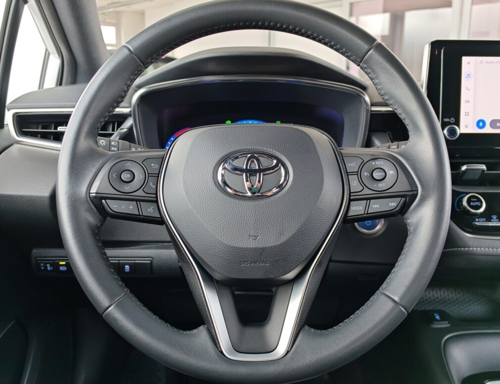 Toyota Corolla 1.8 hybrid - 11