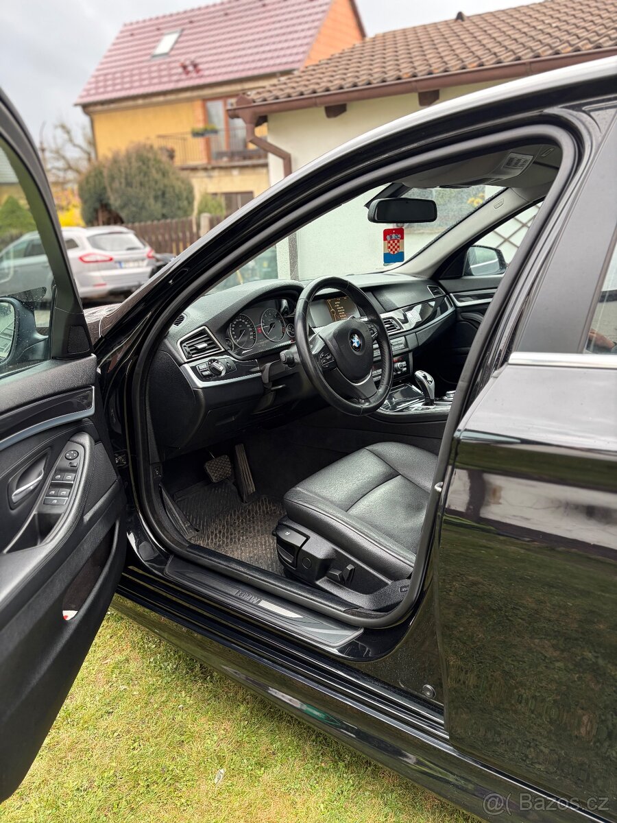 BMW 5 520i 2013 - 11