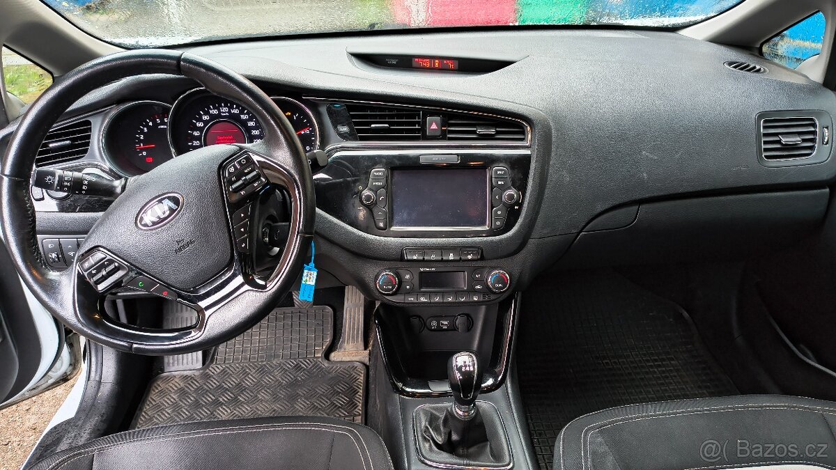 Kia Ceed 1,6Di 100kw - 11