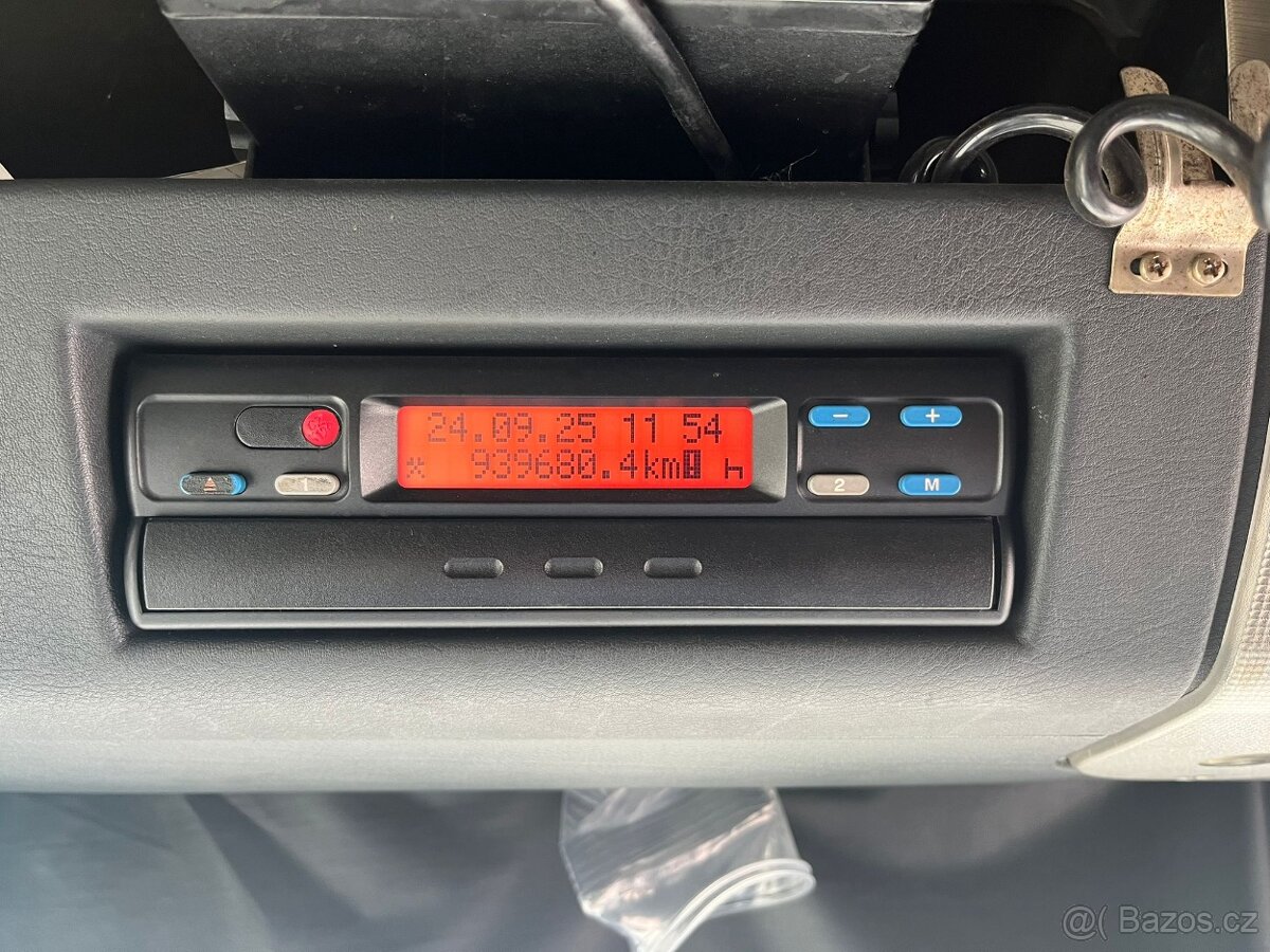 MAN TGA 26.430 BDF 6x2 MANUÁL EURO III - 11