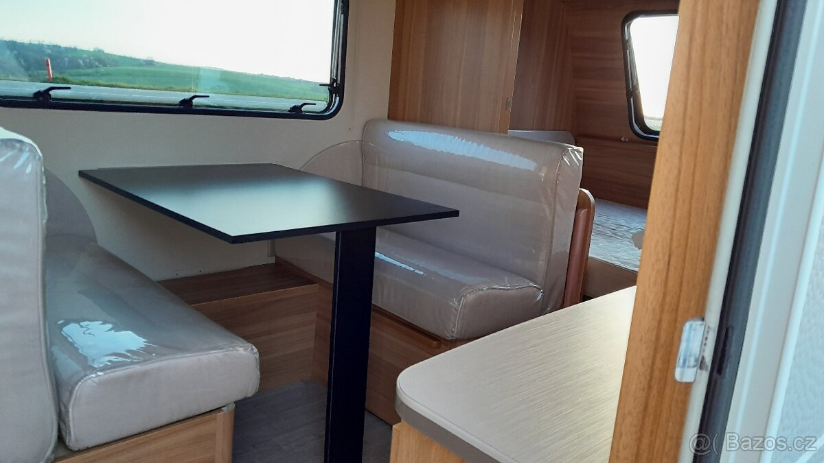 OBYTNÝ PŘÍVĚS -TRIGANO RUBIS 400- registrace 10/2015 - 11