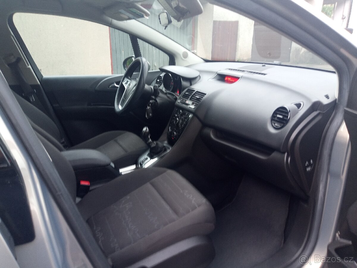 Opel Meriva - 11