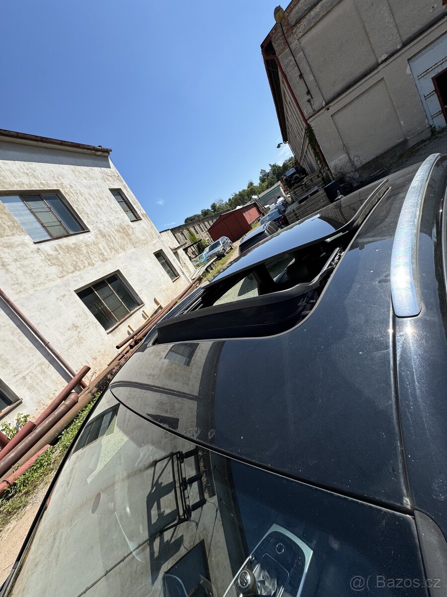 Audi a4 b8 díly - 11