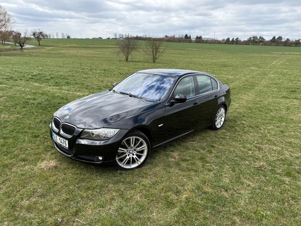 BMW Řada 3, 330i - XENONY - 11
