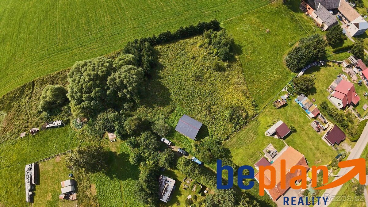 Prodej stavebního pozemku 3311m2, Mikuleč, okres Svitavy - 11