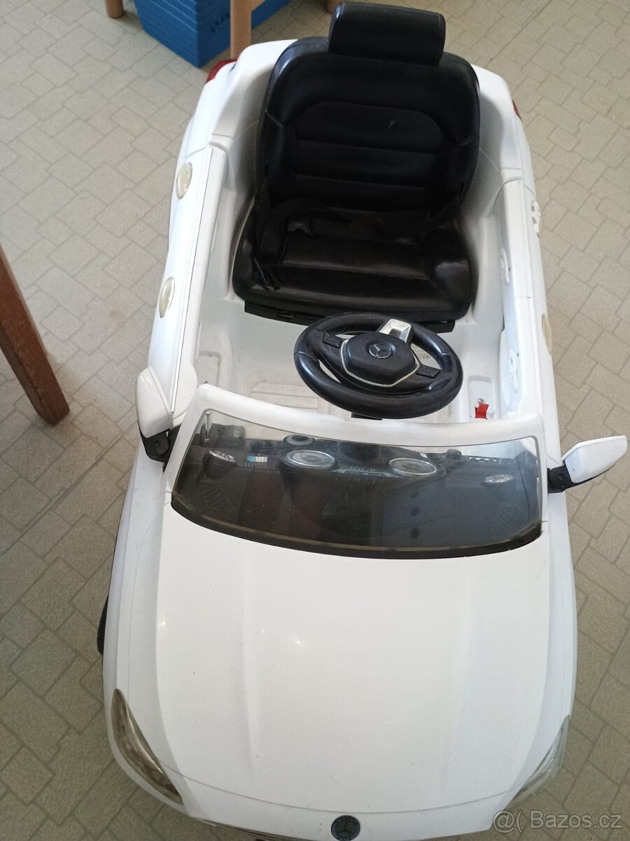 Dětské elektrické auto - 11
