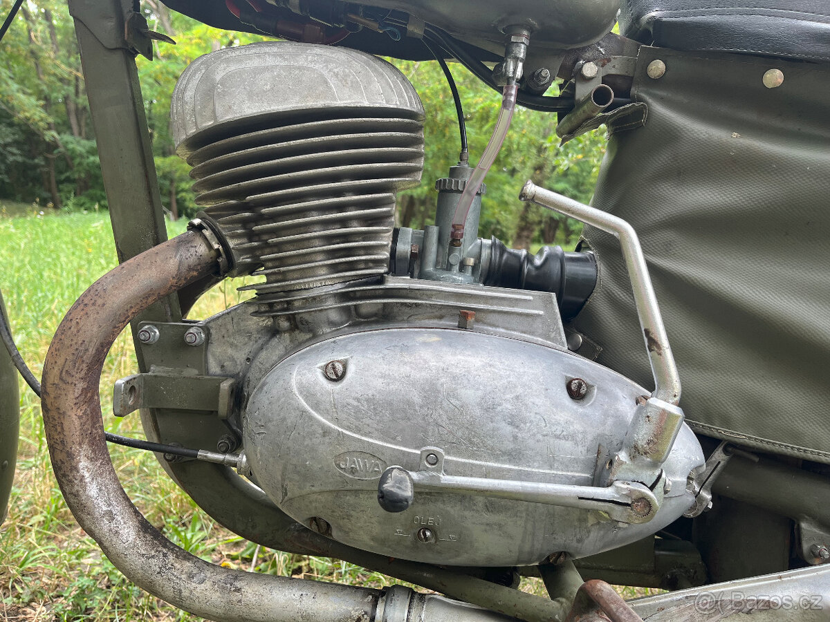 Jawa 250/579 Švéd (Libeňák) s TP - 11