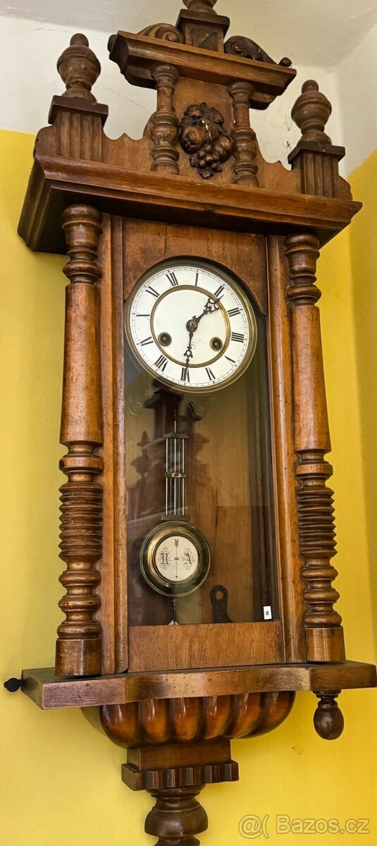 Prodám 34 ks TOP nástěnných hodin - 11