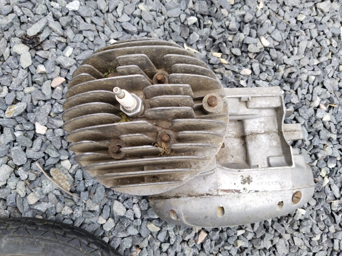 ČZ 125, 175, 250 a sport - 11