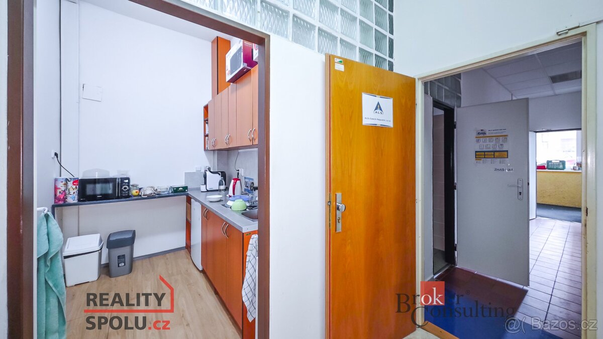 Prodej, komerční/obchodní prostory, 740 m2, V Ráji 906, Zele - 11