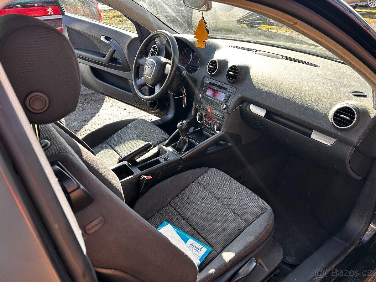 Audi A3 1,6i 75kW, r.v. 2008, nová STK 01/2028 - 11