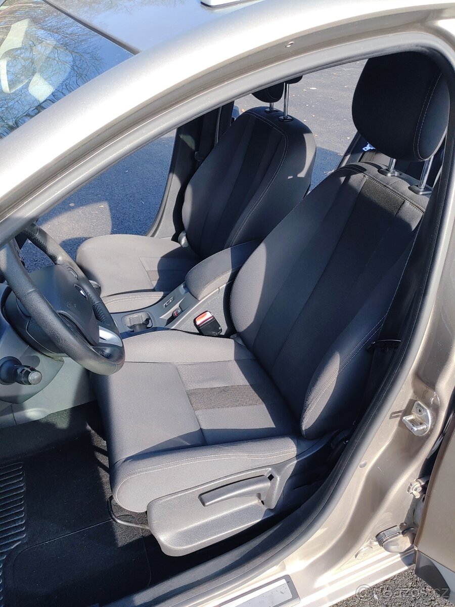 Renault Mégane 1.9 dCi 96 kW - 11