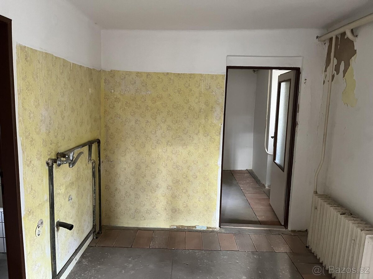 Prodej domu 2+kk k rekonstrukci v obci Kamenné Zboží - 11