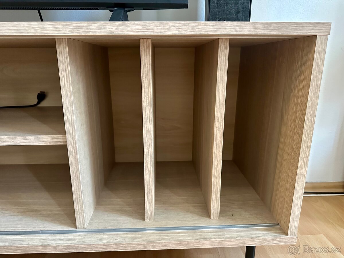 Komoda a TV stolek s posuvnými dvířky - 11