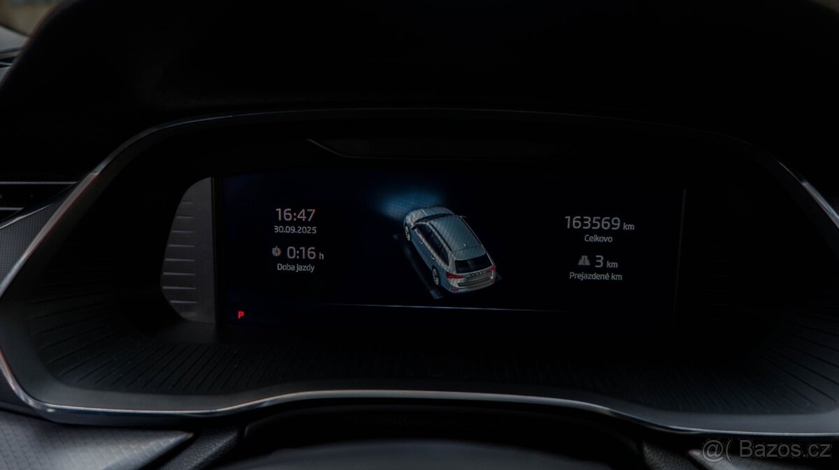 Škoda Octavia Combi 2.0 TDI Style A/T DSG - 11