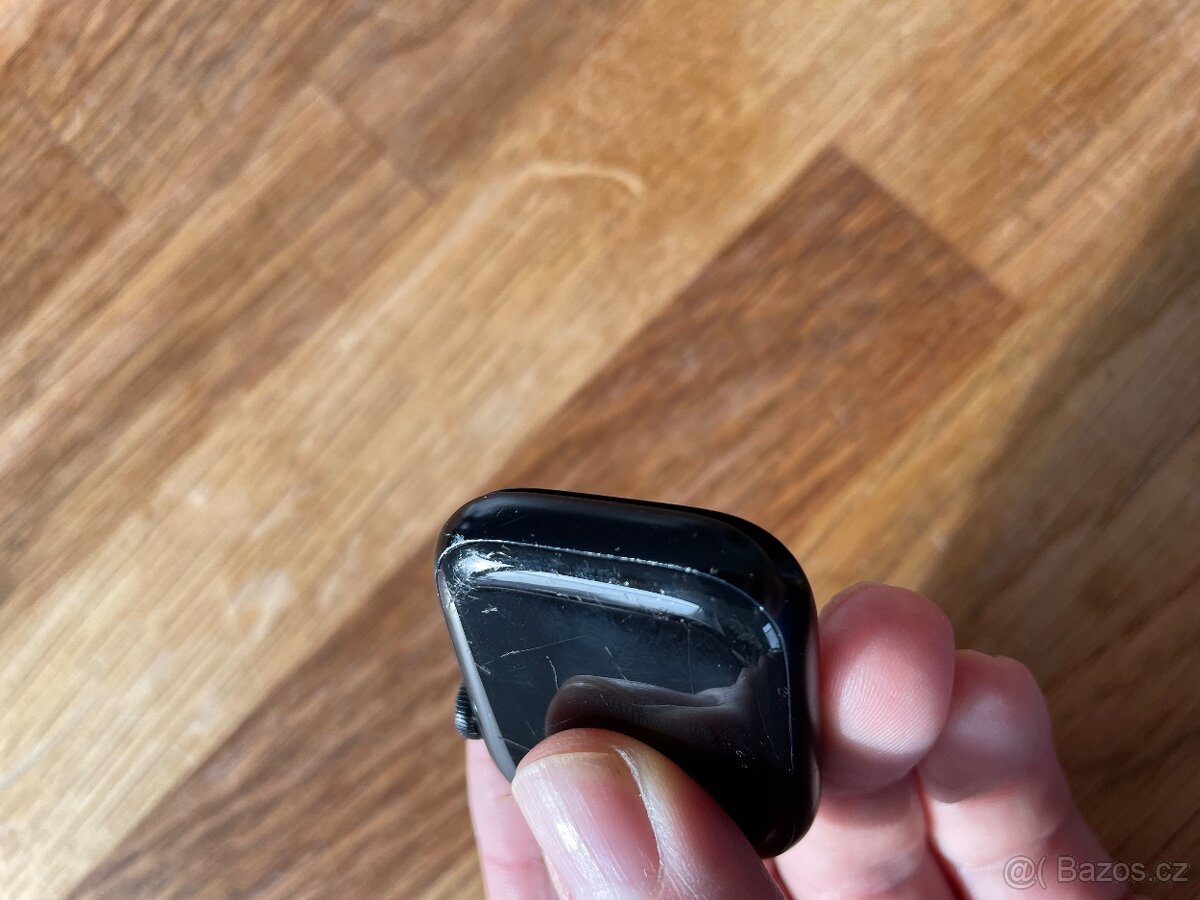 Apple watch Series 7 - 11