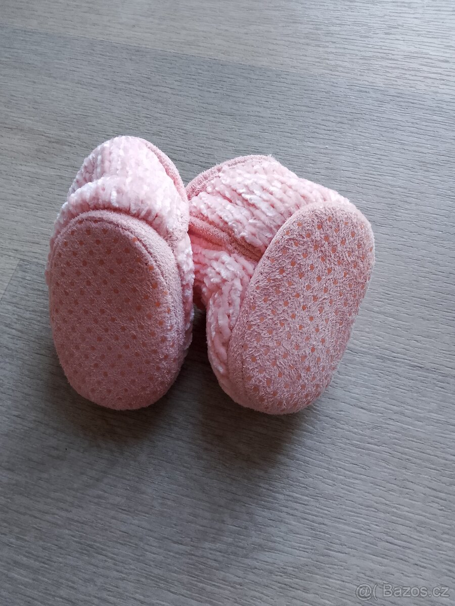 Hromada oblečení pro miminko - 11