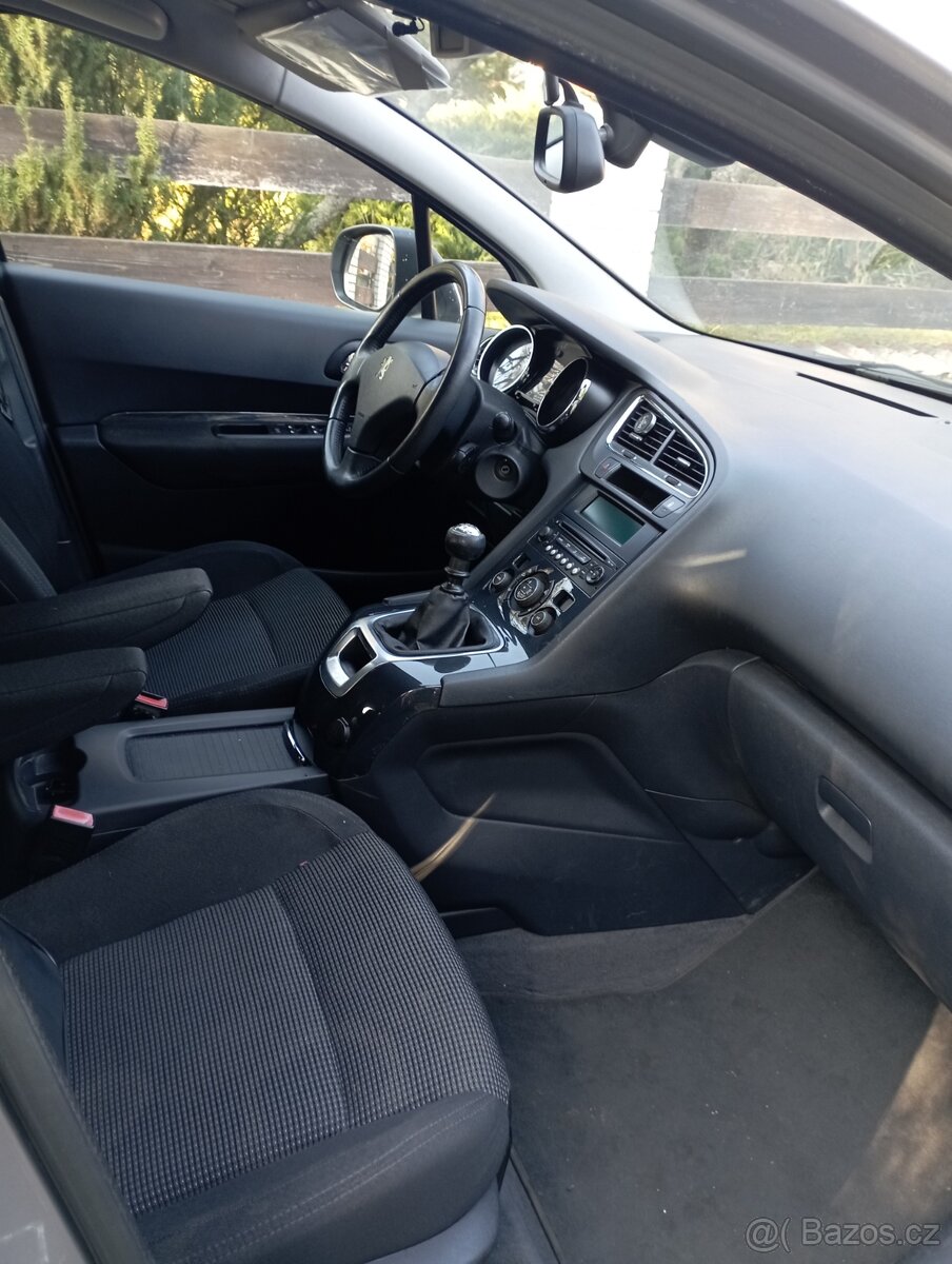 Peugeot 5008 1.6Hdi 82kw - 11