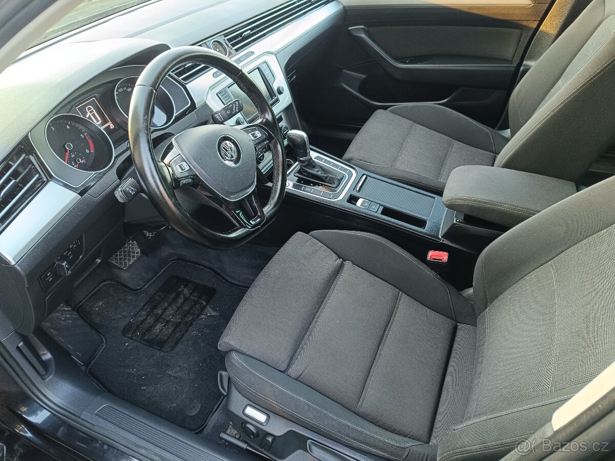 VW Passat - 11