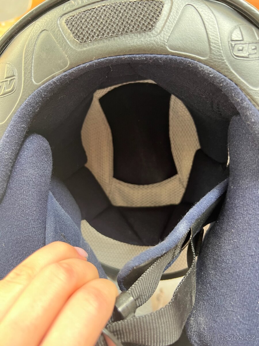 AGV Full-Face Helmet (Matte Black) - 11