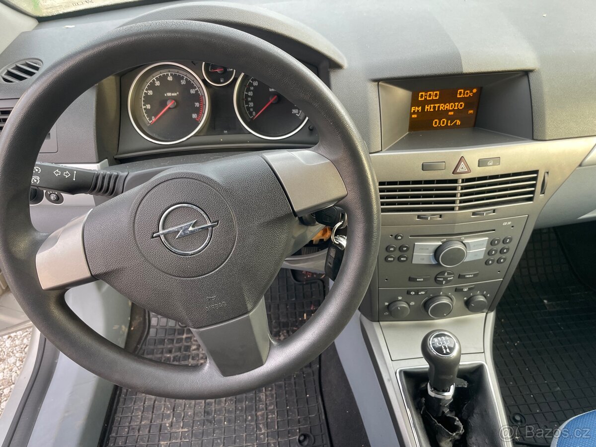 Opel Astra1.4 16V - 11