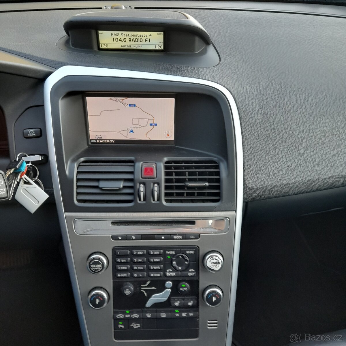 Volvo xc60, 2.4 d5 151kw automat - 11