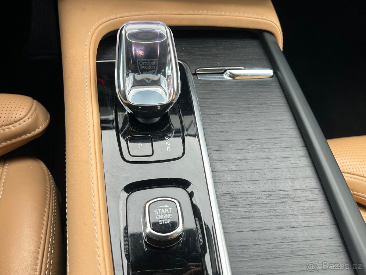 Volvo XC90 B5AWD Inscription, ventilace,měchy,DPH - 11