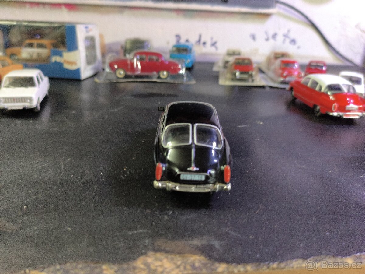 Modely autíček Tatra a jine - 11