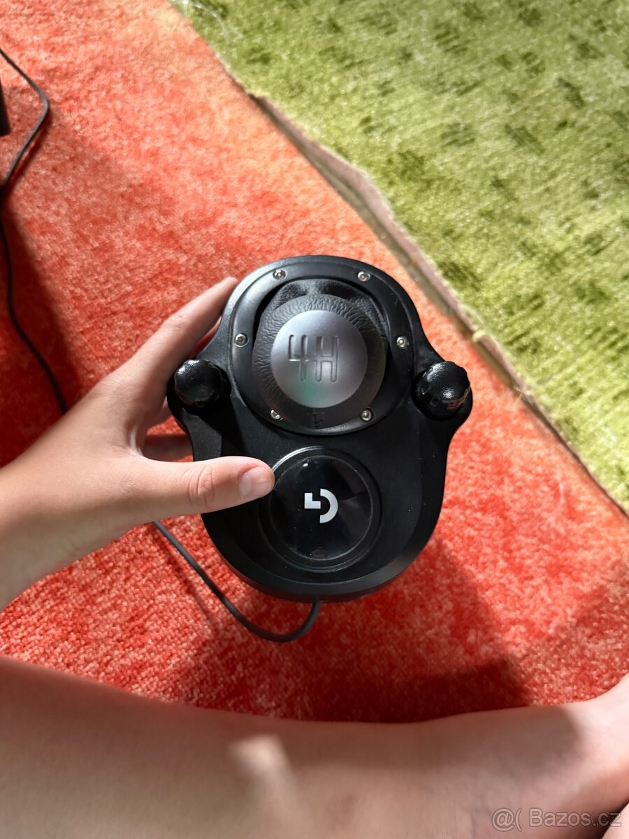 Logitech G920 Driving Force - 11