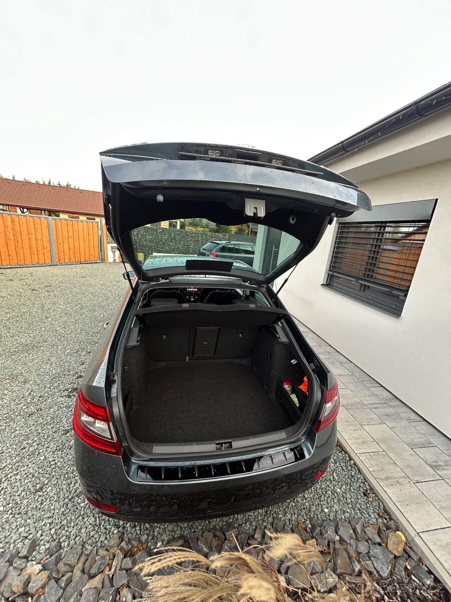 Škoda Octavia 3 1.4 tsi Facelift Ambition+ 2018 Liftback - 11