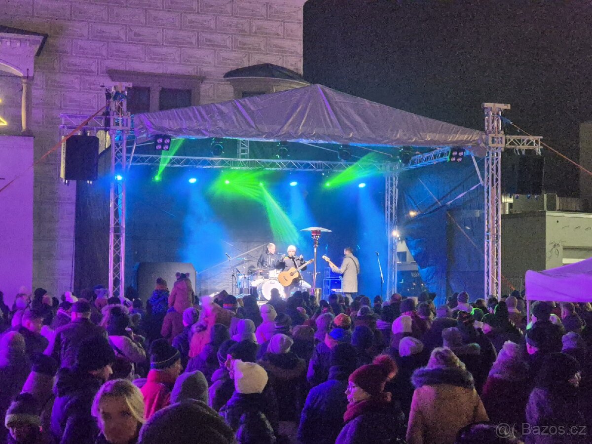 Pronájem STAGE 8x6 metru - 11