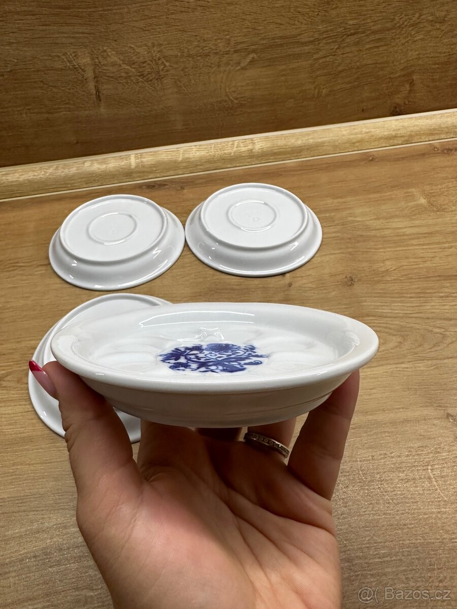 Pivní tácky set 4 kusu- kus 100,- Kč - 11